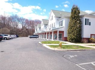 670 Boston Post Rd #22, Milford, CT 06460