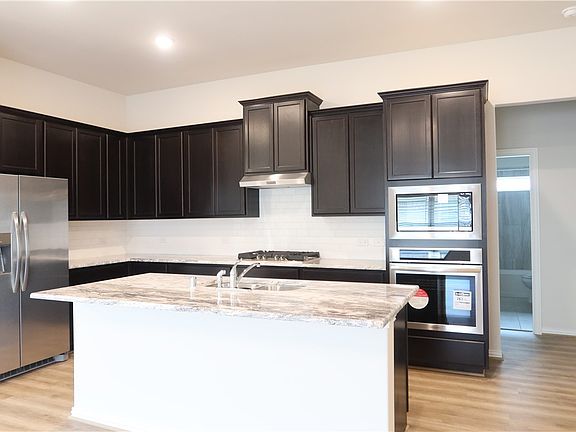 5th image of 6321 Fulton Dr