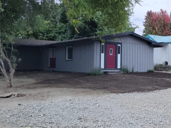 651 E Dominion Ave, Colville, WA 99114