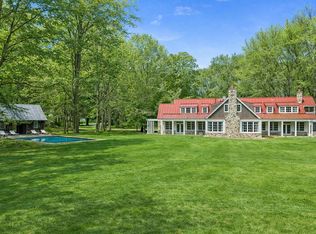 6852 East Rd, Three Oaks, MI 49128