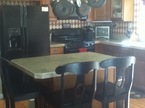 Kitchen with center island