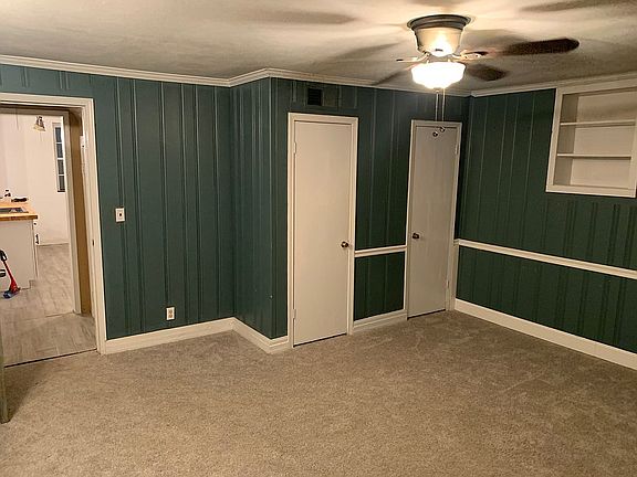 4th image of 10 Bariwayne Cir