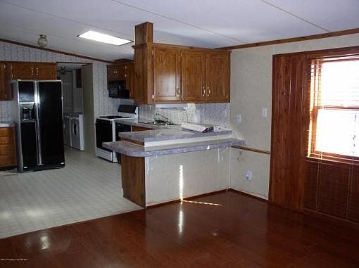 2nd image of 4 Road 3141