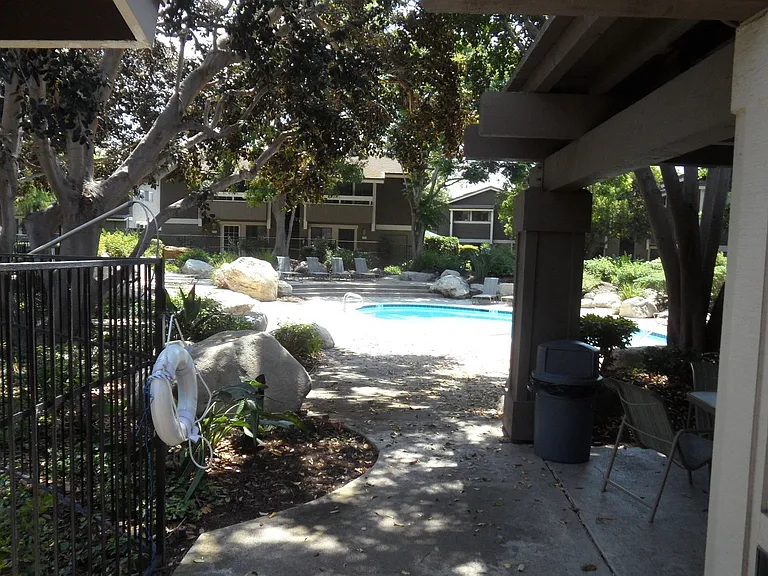 172 Streamwood — Photo 26