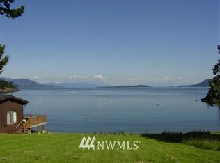 25 Oldenburg Ln, Olga, WA 98279