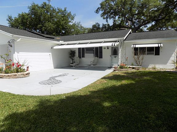 2nd image of 10185 SE 175th Ln