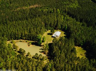 6098 Wroten Rd, Smithdale, MS 39664