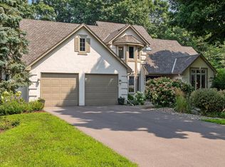 2220 Sommergate, Excelsior, MN 55331