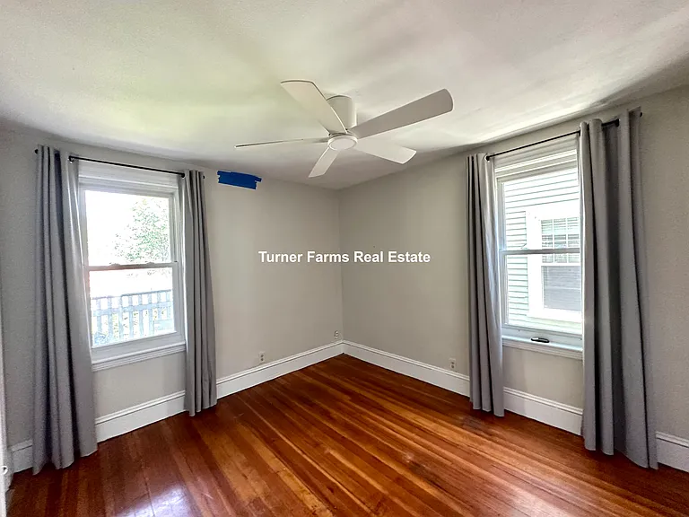 30 Roseclair St #2F — Photo 32