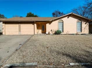 435 Amelia St, Duncanville, TX 75137