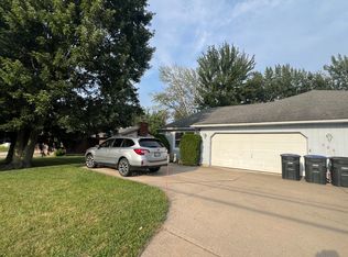 985 Substation Rd, Brunswick, OH 44212
