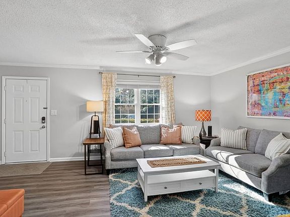 4th image of 6900 Roswell Rd APT L7