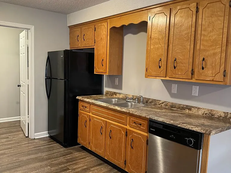 3895 Northeast Dr — Photo 5