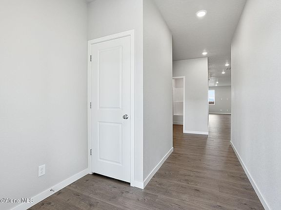 4th image of 4615 E Culpeo Ave