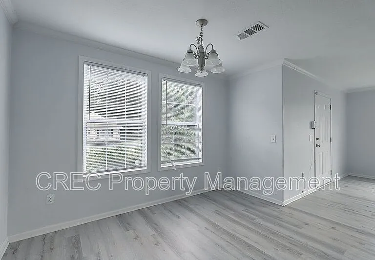2533 Celestial Ct — Photo 9