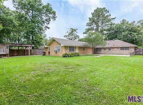 Large Fenced Backyard
