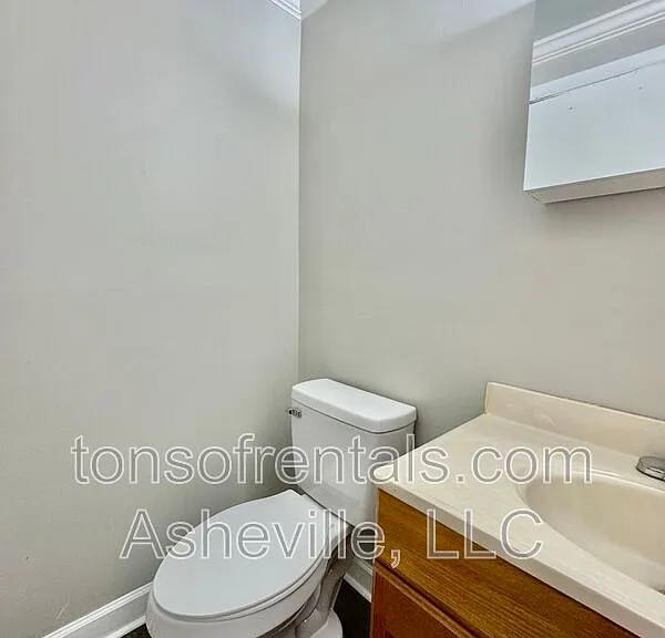 6 Atkins St — Photo 12
