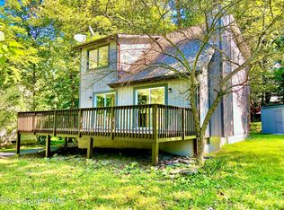 2113 Hampshire Dr, Tobyhanna, PA