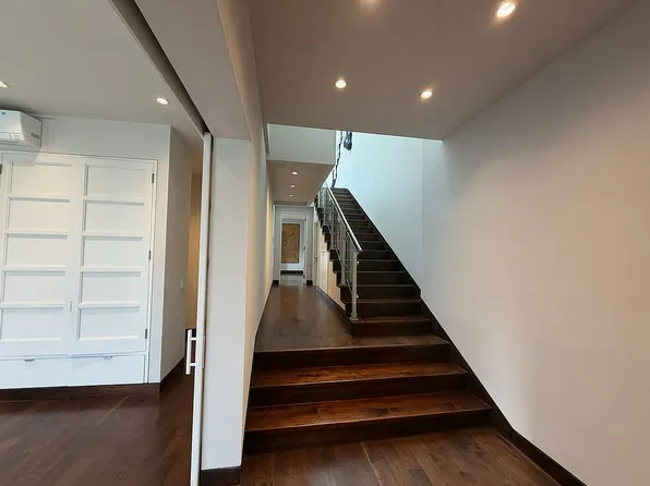 554 Broome St Unit Penthouse, New York, NY 10013