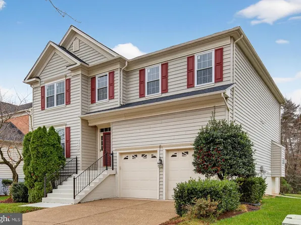 9463 Biltmore St, Waldorf, MD 20603