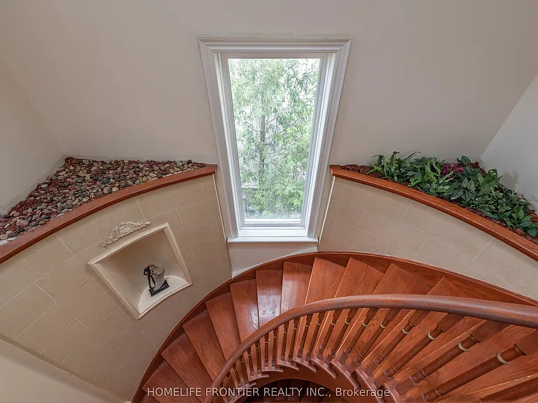79 Elm Ave — Photo 10