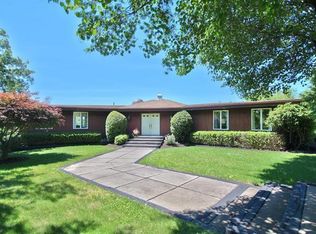 6454 Rutledge Dr, Schnecksville, PA 18078