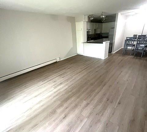 3rd image of 3200 Virginia Ave S APT 104