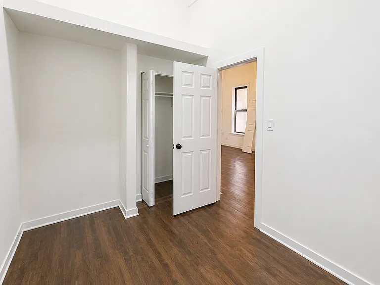 8714 S Commercial Ave #1R — Photo 7
