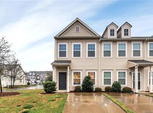 12724 Persimmon Tree Dr, Charlotte, NC