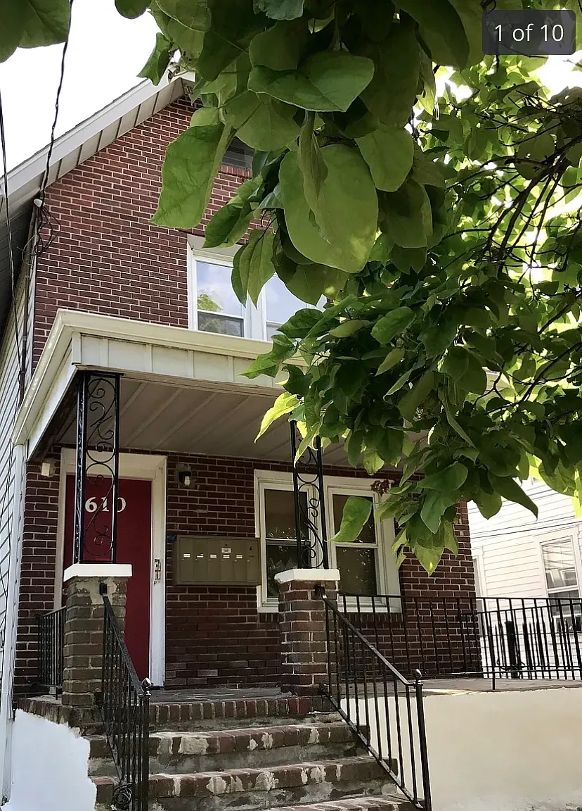610 2nd Ave — Photo 1