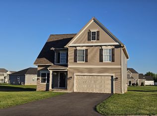 6087 Eddy Gate Way, Farmington, NY