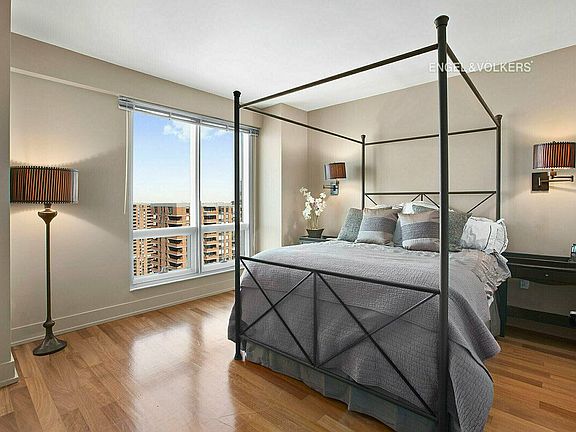 3rd image of 350 W 42nd St APT 49A