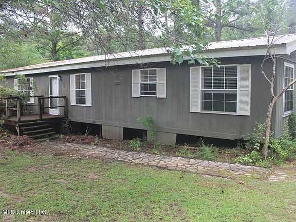 4th image of 429 River Road Dr SE