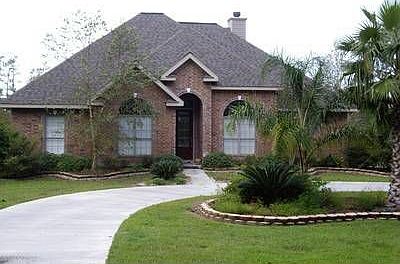 1st image of 101 Villa Dr