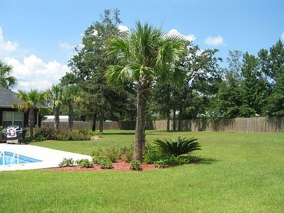 4th image of 5925 Pine Forest Dr