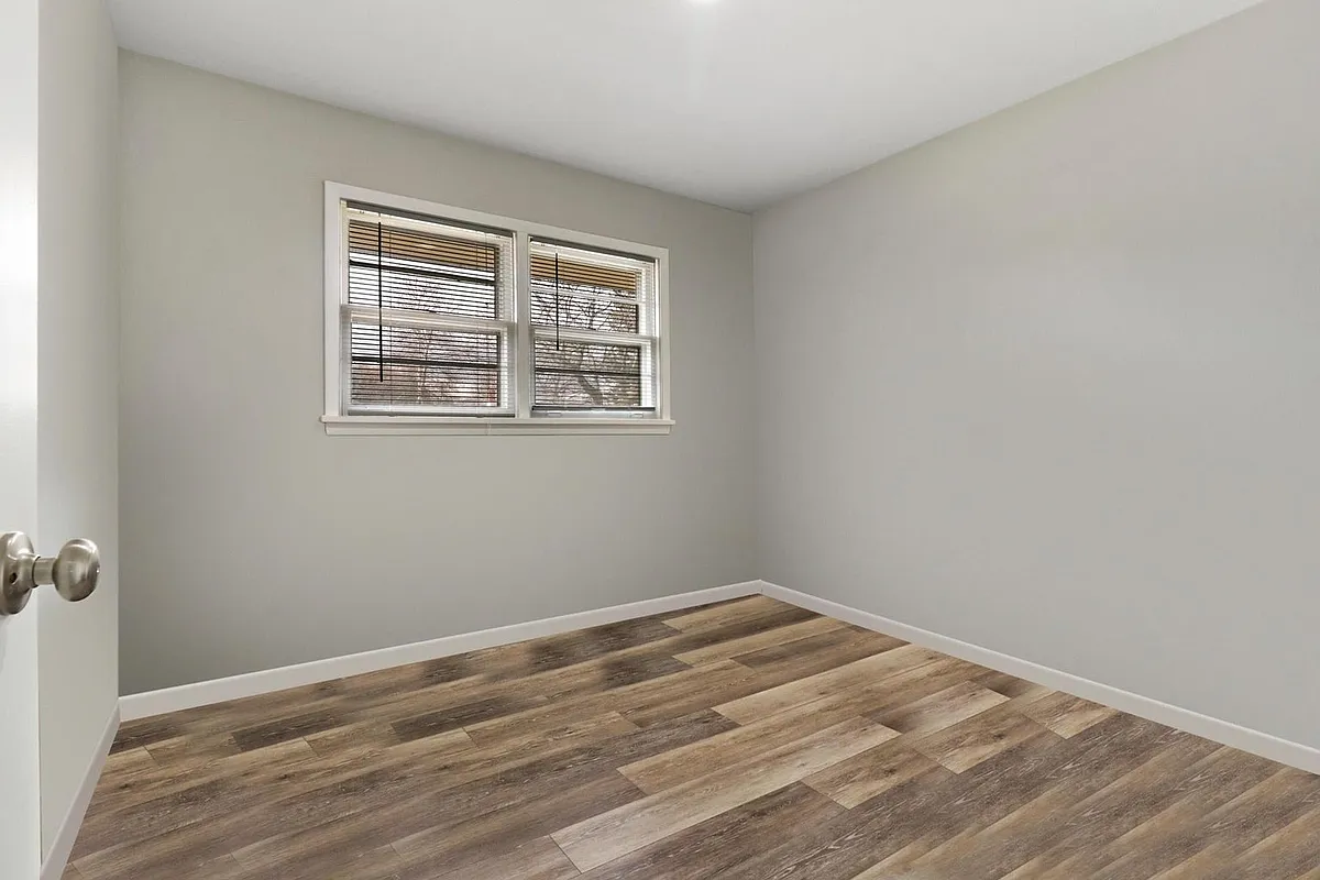 Building Photo - 2129 16th Ave
