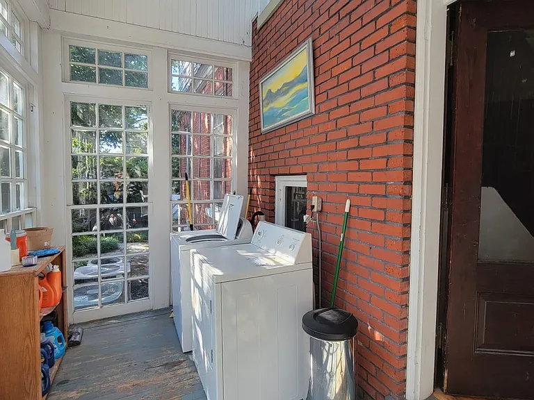 Laundry on site!