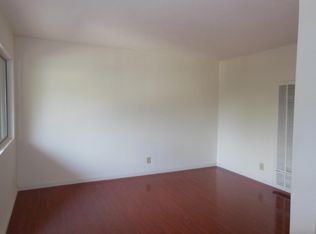 595 N Summit Ave, Pasadena, CA 91103
