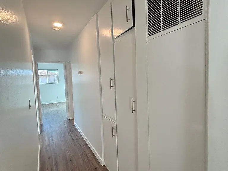 1163 Winchester Ave — Photo 13