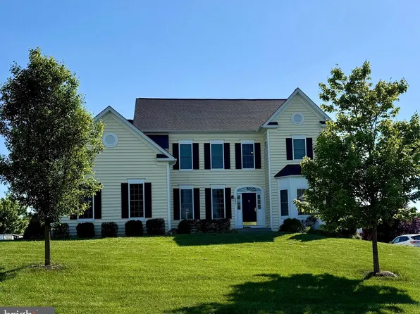 403 Richard Roberts St, New Market, MD 21774