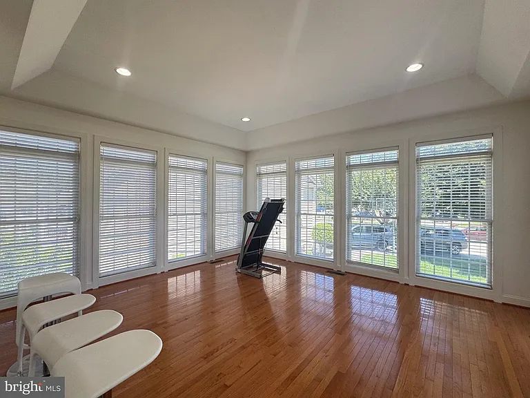 5117 Sante Fe Ct — Photo 8
