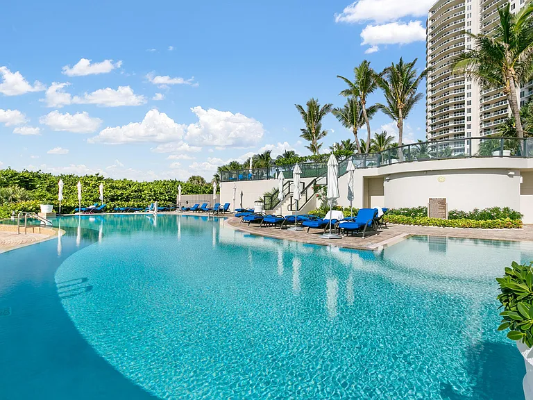 2700 N Ocean Dr #501A — Photo 51
