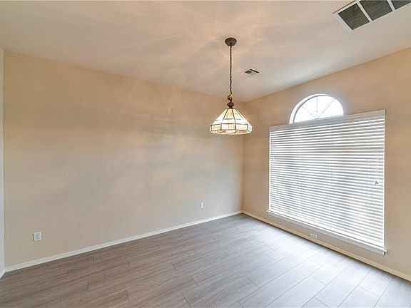 5th image of 4514 NW 25th Pl