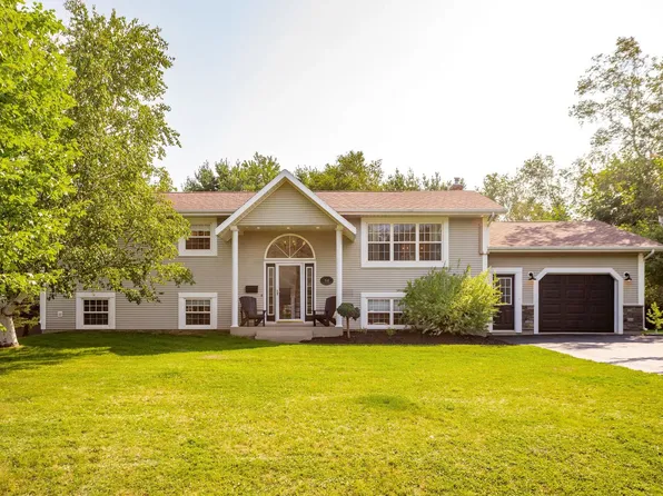 54 Anne Cres, Stratford, PE C1B 1M8