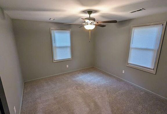 3rd image of 126 Westover Dr