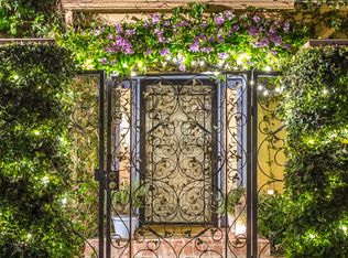 9396 Sierra Mar Dr, Los Angeles, CA 90069