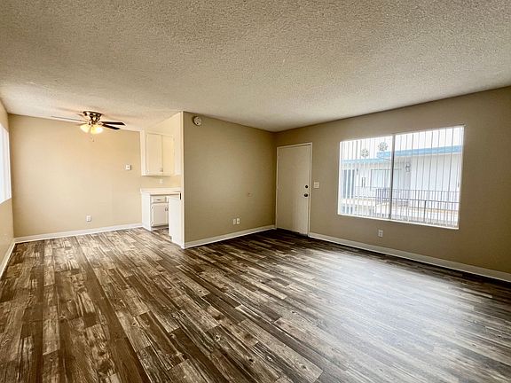 5th image of 274 Twin Oaks Ave APT 2E