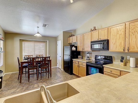 5th image of 5749 W T Ryan Ln