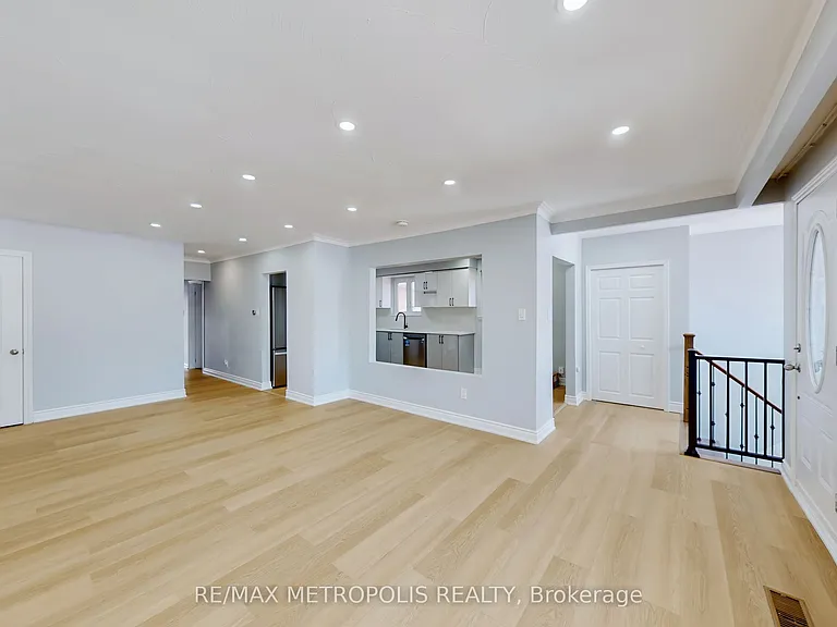 3254 Fieldgate Dr #UPPER — Photo 8