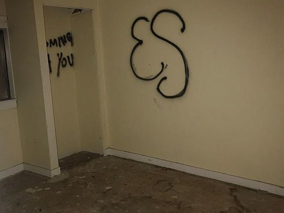 5th image of 810 N Salem Ave